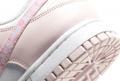 DUNK LOW PAISLEY PACK PINK W [FD1449-100]