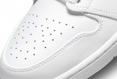 AIR JORDAN 1 LOW TRIPLE WHITE M [553558-136]