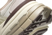 V2K RUN LIGHT OREWOOD BROWN [FD0736-103]