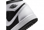 AIR JORDAN 1 RETRO HIGH OG BLACK WHITE GS [FD1437-010]