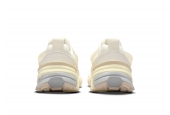 NIKE V2K RUN PALE IVORY [HQ1512-110]