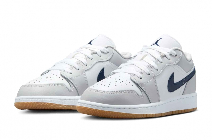 AIR JORDAN 1 LOW MIDNIGHT NAVY NEUTRAL GREY [553560-146]