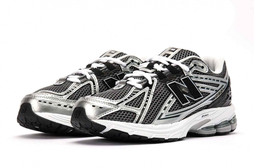 NEW BALANCE 1906R SILVER METALIC BLACK [GC1906CG]