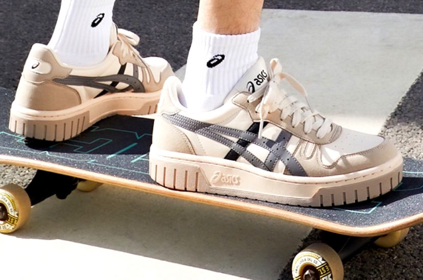 ASICS COURT MZ CREAM BLACK GUM [1203A127-700]