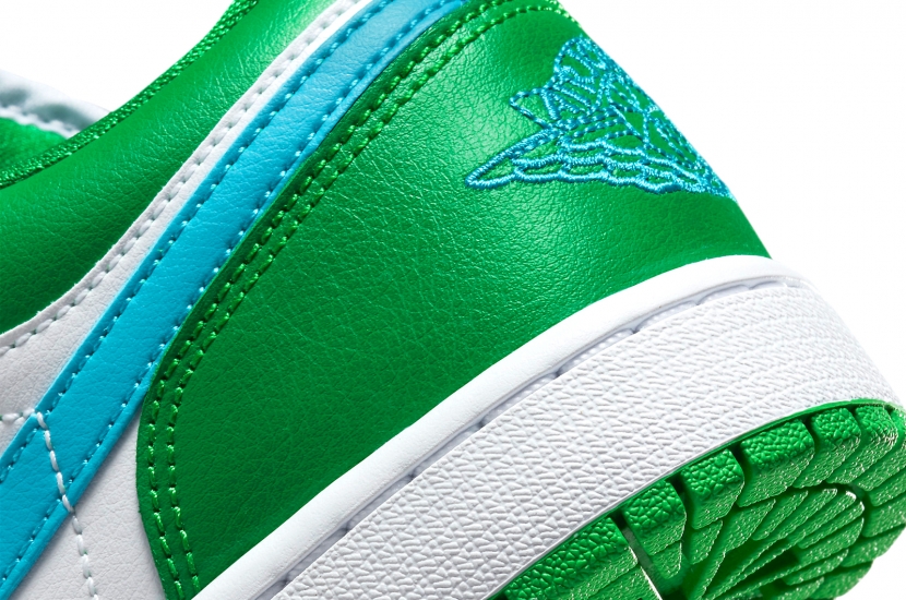 AIR JORDAN 1 LOW LUCKY GREEN AQUATONE [DC0774-304]
