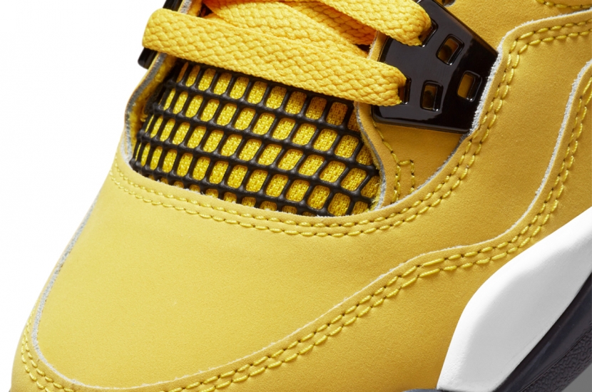 AIR JORDAN 4 LIGHTNING (GS) [408452-700]