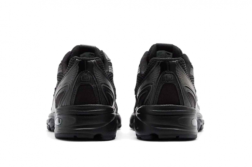 NEW BALANCE 740 TRIPLE BLACK [U740BO2]