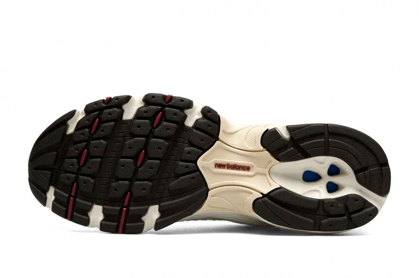 NEW BALANCE 530 SEA SALT MERCURY RED [MR530SZ]