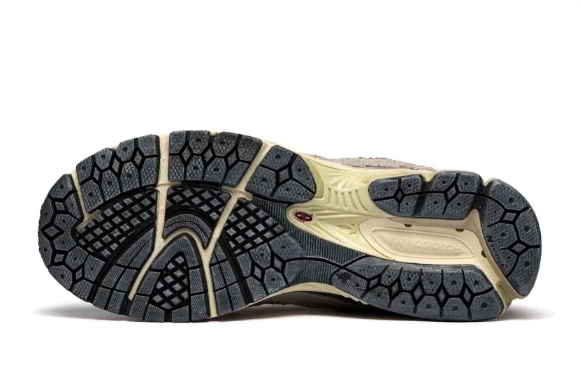 NEW BALANCE 2002R PROTECTION PACK RAIN CLOUD [M2002RDA]