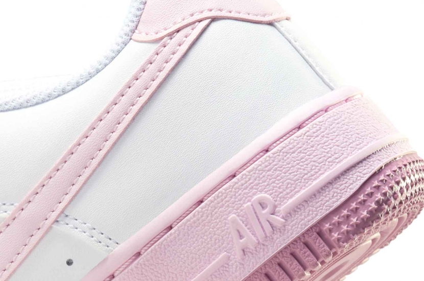 AIR FORCE 1 LOW VALENTINE'S DAY [FV5948-100]