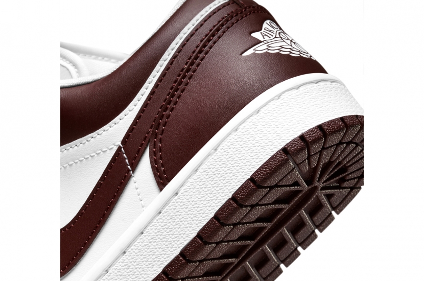 AIR JORDAN 1 LOW TEAM RED [DC0774-116]