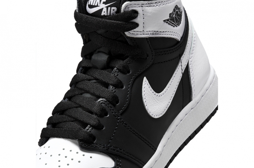 AIR JORDAN 1 RETRO HIGH OG BLACK WHITE GS [FD1437-010]