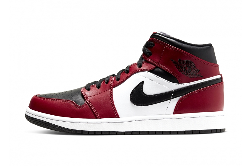 AIR JORDAN 1 MID CHICAGO TOE [554724-069]