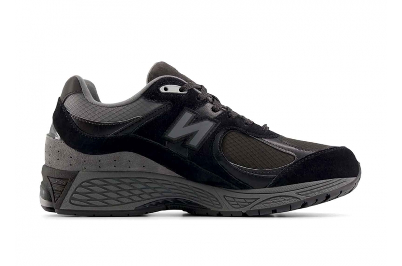 NEW BALANCE 2002R RIPSTOP BLACK [U2002RTG]