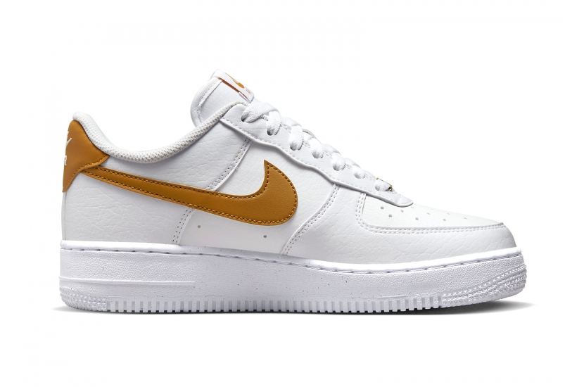 AIR FORCE 1 LOW NEXT NATURE GOLD SUEDE [DN1430-104]