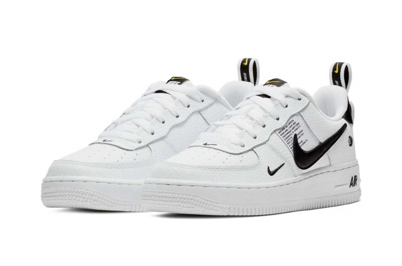 AIR FORCE 1 UTILITY WHITE BLACK [AR1708-100]