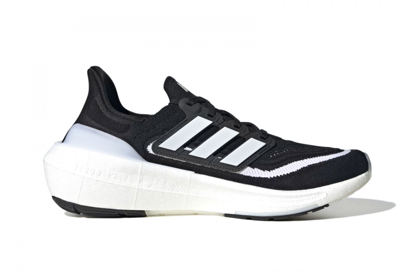 ULTRA BOOST LIGHT CORE BLACK CLOUD WHITE [HQ6340] 